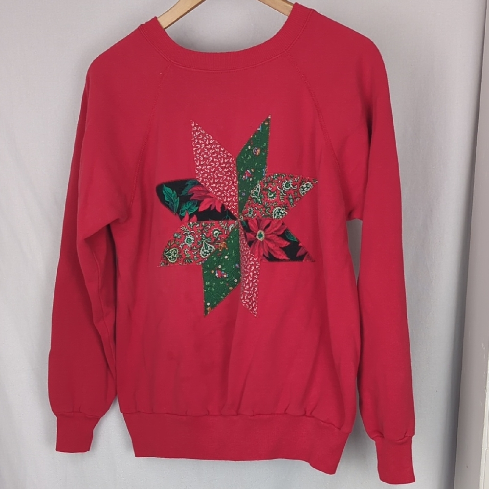 VIINTAGE Hand Quilt Made In USA Red Pannill Sweatshirt